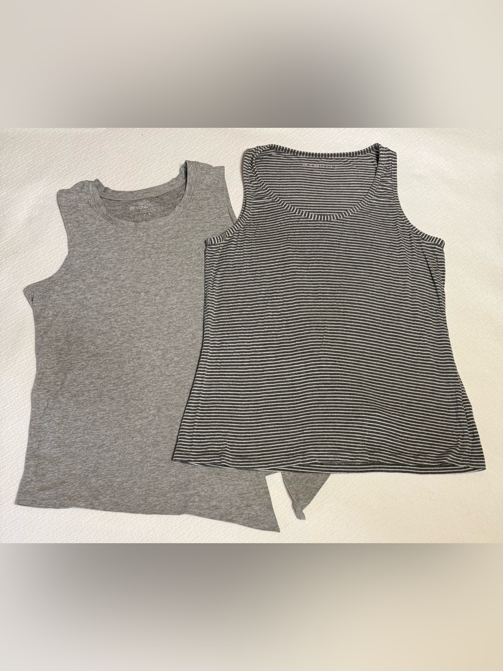 Beyond Yoga Tank Bundle SZ Small